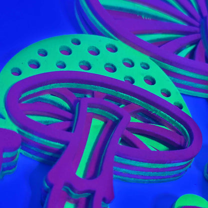 Mushroom 🍄Multilayer 11.25"x10" - UV Reactive